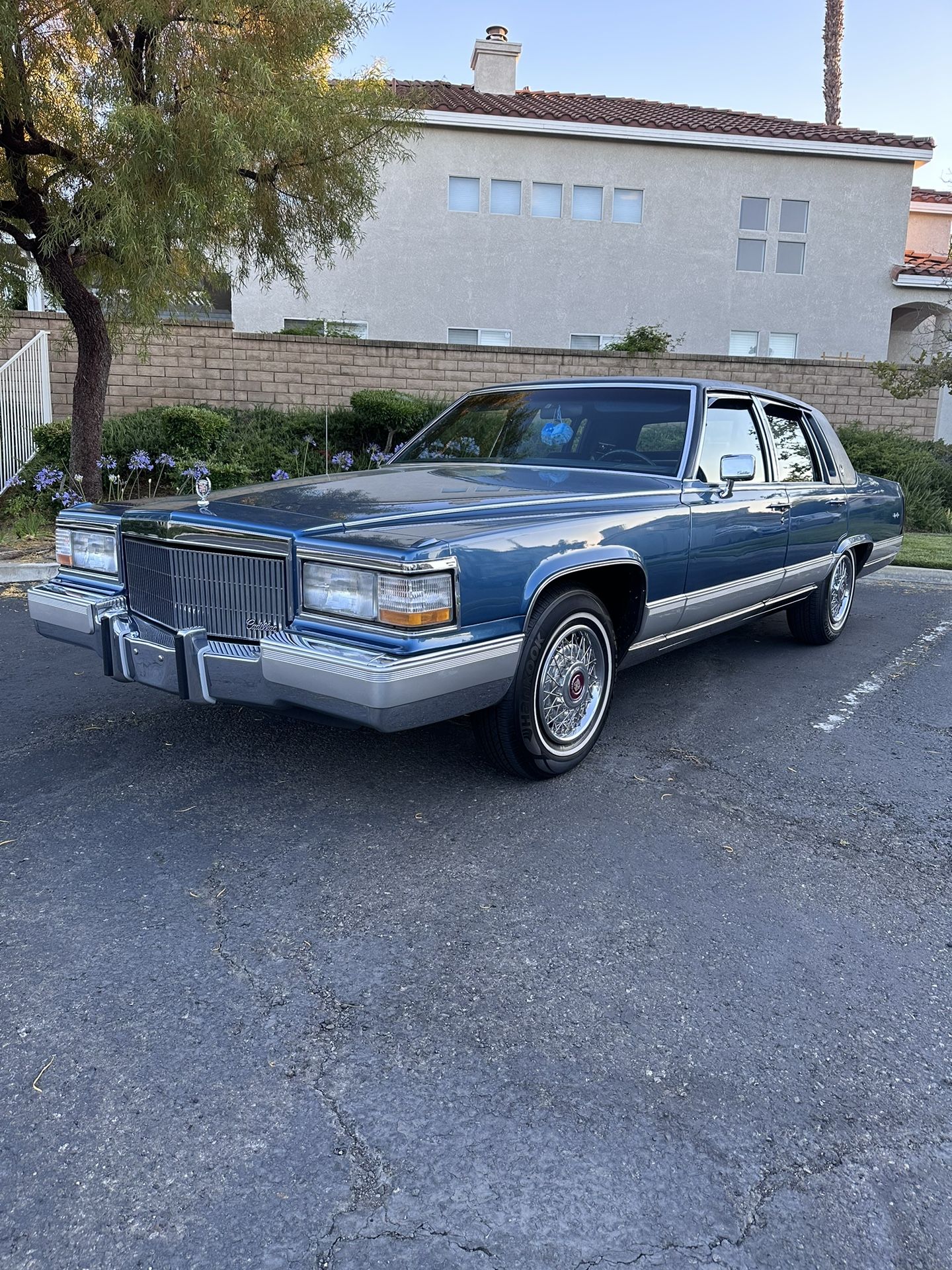 1992 Cadillac Brougham