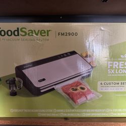 FoodSaver Vacuum Sealing System