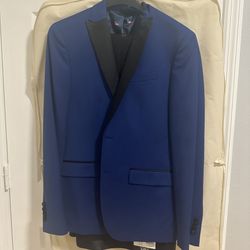 Men’s Blue Blazer With Black Accents