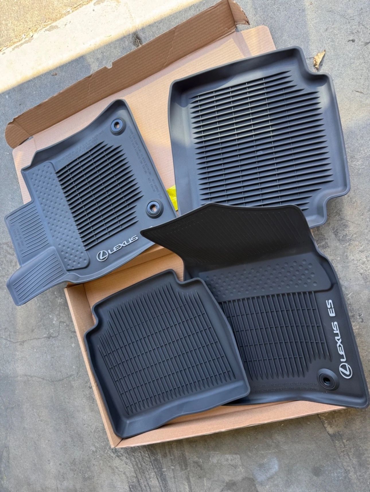 Lexus ES 4-Pc All Weather Floor Mats Black