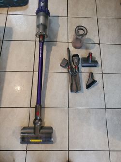 Dyson Cyclone V10 Animal vaccum