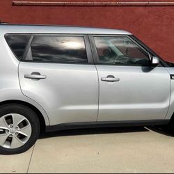 Carro Kia Soul 2015