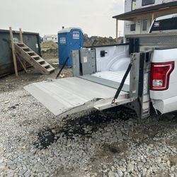 Maxon Lift Gate 