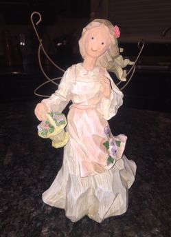 8 1/2” angel Figurine