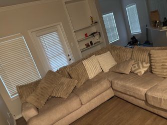 Sectional couch