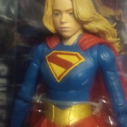DC MULTIVERSE SUPERGIRL FIGURE