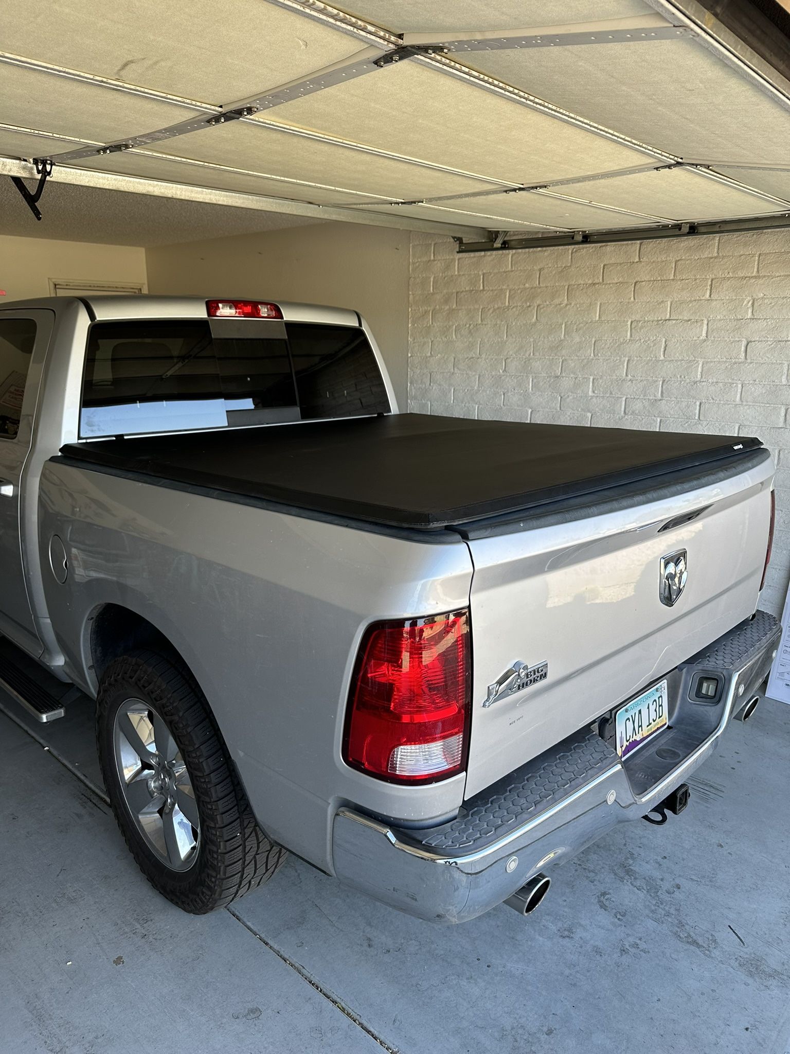 Truck Bed Tonneau Cover