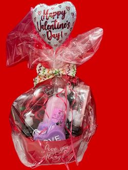 Josie's Valentine Baskets