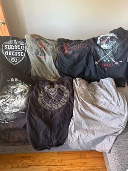 Like new Sullen shirts xxl
