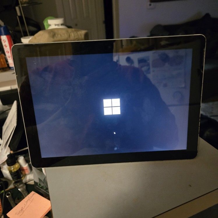 Windows 11 Surface Tablet