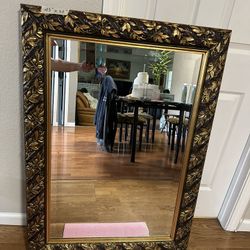 Nice Windsor Art Co Large Wall Mirror With Gold Frame ( 43” X 31” ) MADE IN USA 