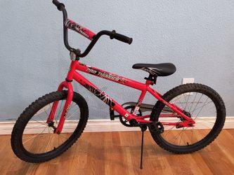 20" Huffy Pro Thunder freestyle BMX kids bike
