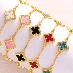Louis Charm Bracelet 35$ Each New