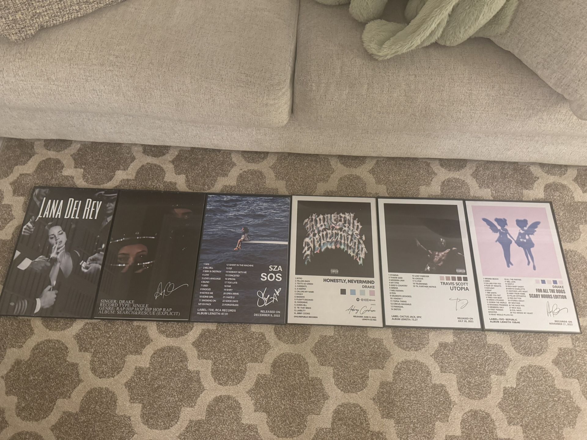 poster (with frame)