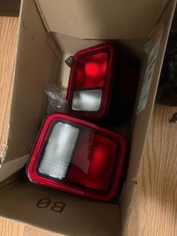 Jeep Gladiator Stock Tail lights