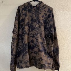 Lululemon men’s hoodie