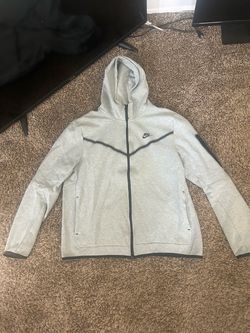 Nike tech XL