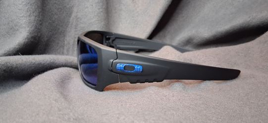 Oakleys Sunglasses