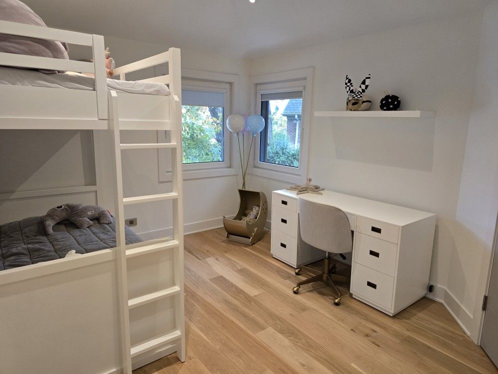 Restoration Hardware Avalon Trundle Bad With Desck 