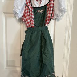 Woman’s Halloween Beer Girl Costume Plus Size 2