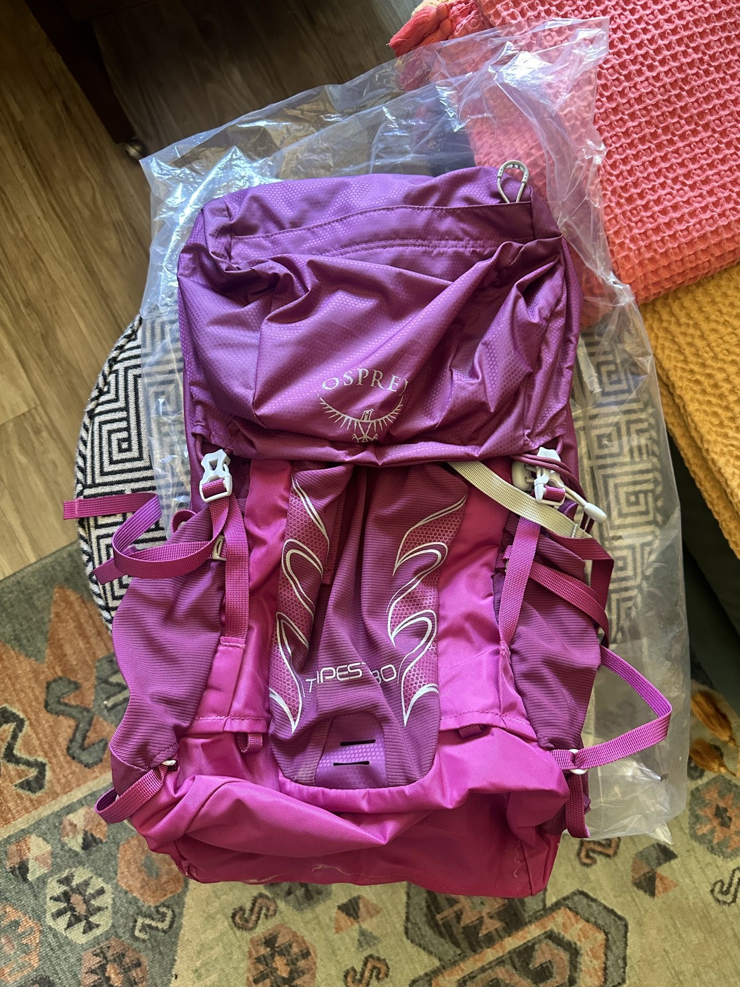 Osprey Women’s Tempest 30 Hiking Backpack