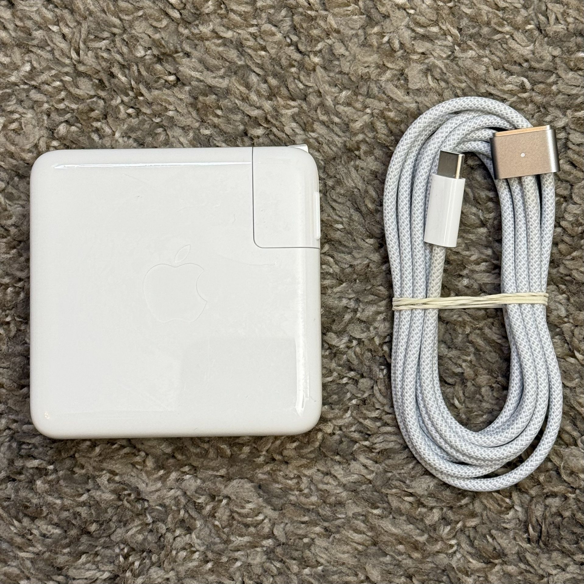 Authentic Original Apple USB-C Charger brick 96 watt with 2 meter Magsafe 3 charge cable for MacBook Air/Pro. Excellent condition.