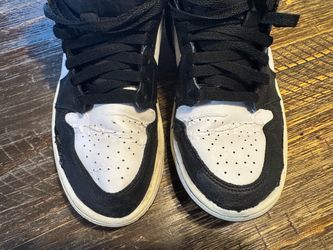 Air Jordan 1 High Black White Sneakers