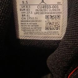 Men's Nike True Flight Size 9.5 Color: Black /