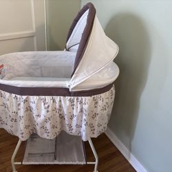 Beautiful Bassinet-Used But Like New