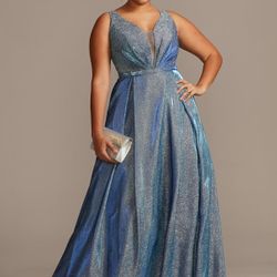 Last Chance Prom Dress Illusion Plunge Iridescent Metallic Ball Gown Sz 10 Davids Bridal WBMLC19001