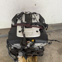 Infiniti VQ37HR Engine 
