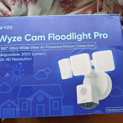 Wyze Cam Floodlight Pro