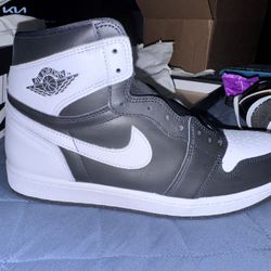 Air Jordan 1 Retro High OG Black White
