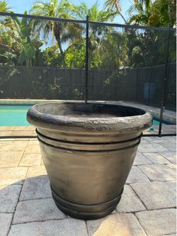 Large Planter
