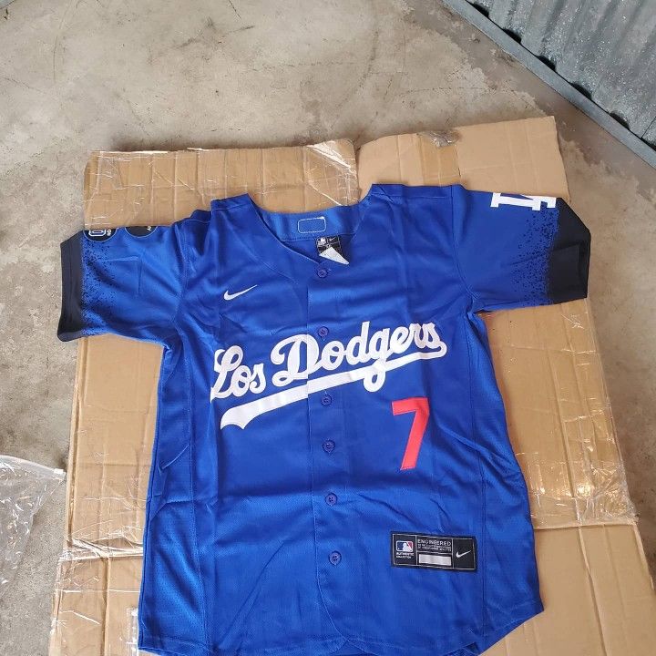 Los Dodgers Urias  Jerseys $60ea Firm S M L Xl 2x 3x 