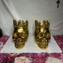 Gold Skull Crown Decor 