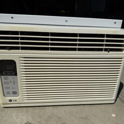 Window aC Unit 8000 BTU