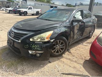 2015 Nissan Altima 2.5L For Parts