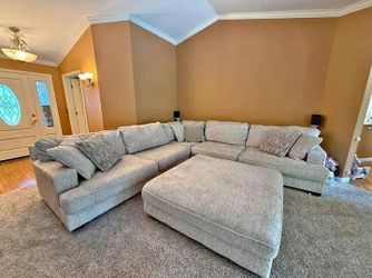Sectional couch