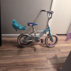 toddlers frozen bike no training wheels