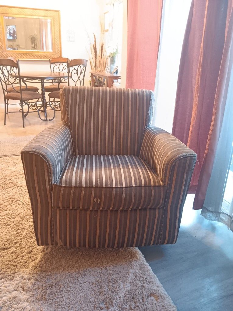 Rocking/Spinning Chair