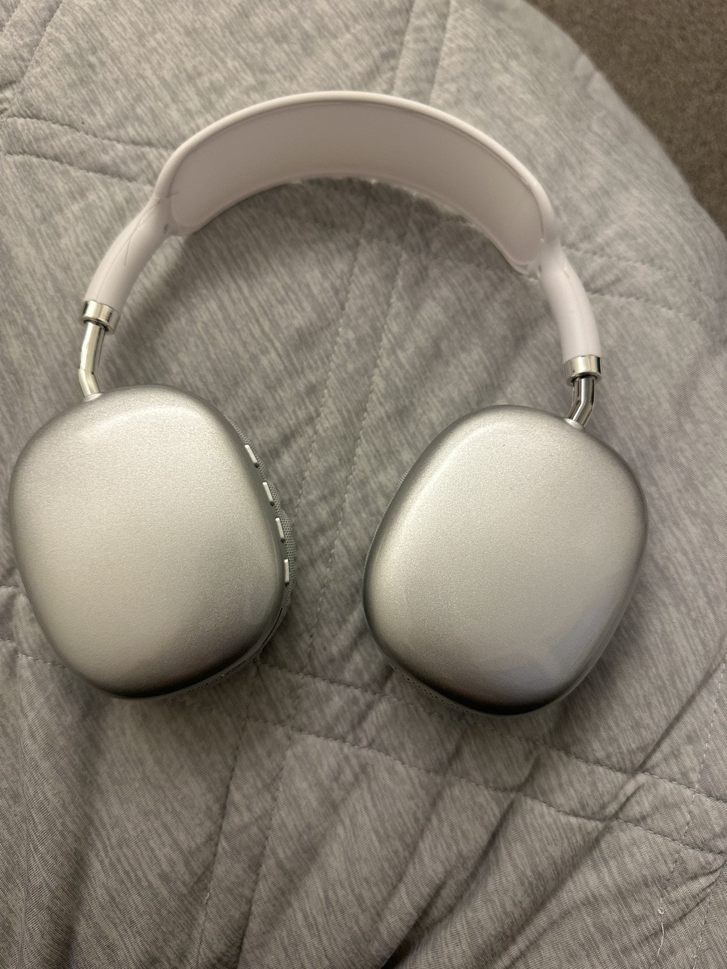 Headphone