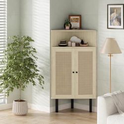 4-Tier Corner Cabinet with Doors & Shelves, Rattan Freestanding Bar Storage Cabinet, Corner Table for Small Spaces, Livi
