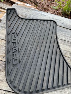 Subaru rubber floor Mats
