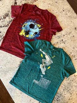 Boys Dry Fit Shirts Size: M (Husky)