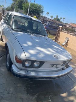 1974 Vw 412 project no engine or trans