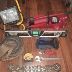 RANDOM LOT OF TOOLS