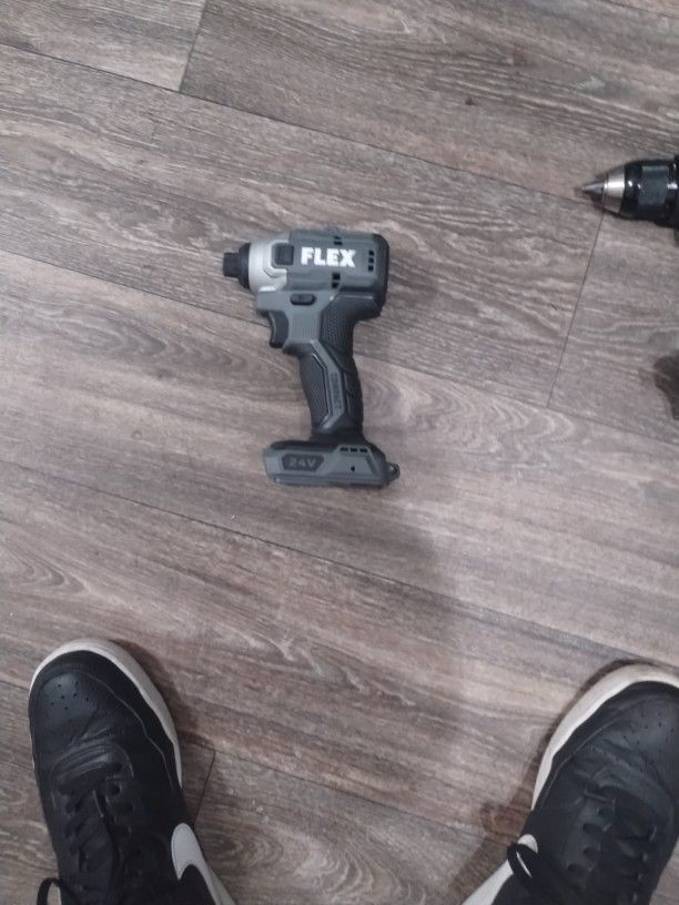 Flex 24 volt impact driverfx1331