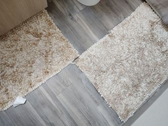Set of 2 Beige Shaggy Bath Mats