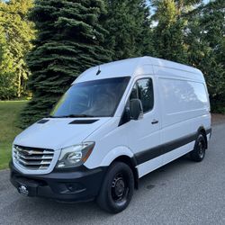 Mercedes Benz Sprinter